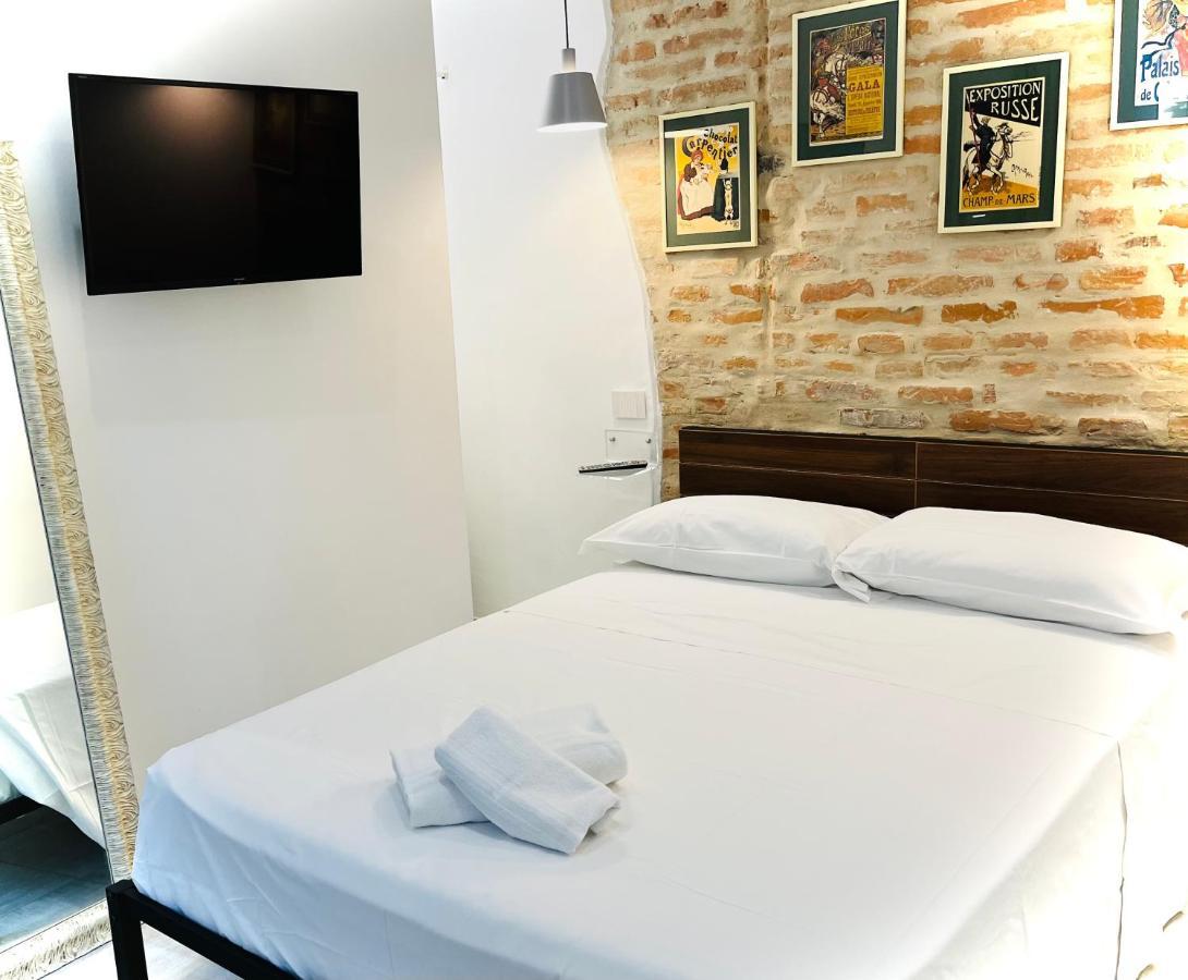 Whitehouse Apartment Bologna Luaran gambar